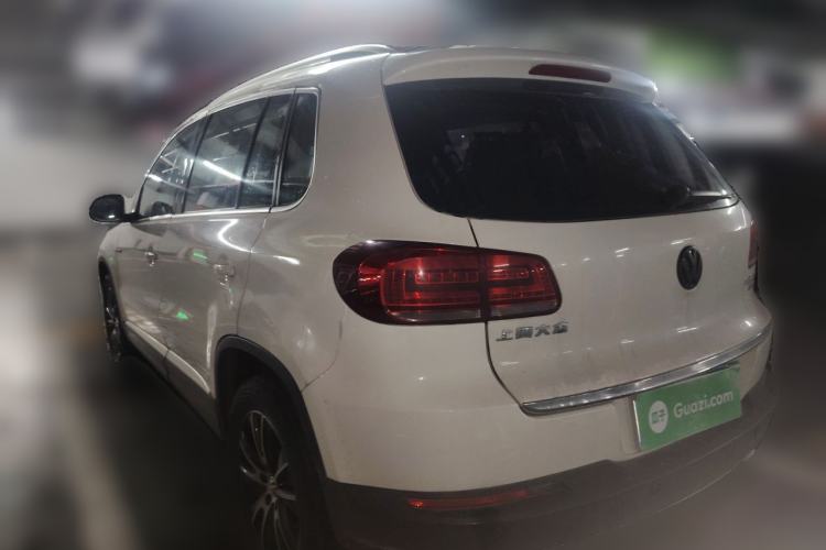 Used Volkswagen Tiguan 2016 300TSI Automatic All-Wheel Drive Luxury Edition Rear Left 45 Deg