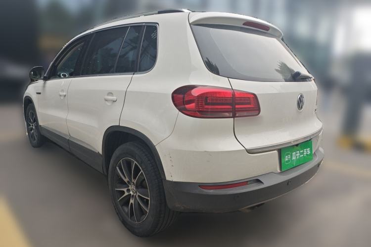Used Volkswagen Tiguan 2016 300TSI Automatic All-Wheel Drive Luxury Edition Rear Left 45 Deg