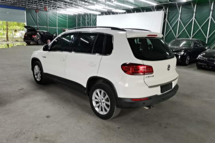 Used Volkswagen Tiguan 2016 300TSI Automatic All-Wheel Drive Fashion Vision Edition Rear Left 45 Deg