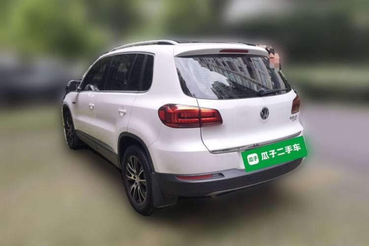 Used Volkswagen Tiguan 2016 300TSI Automatic All-Wheel Drive Luxury Edition Rear Left 45 Deg