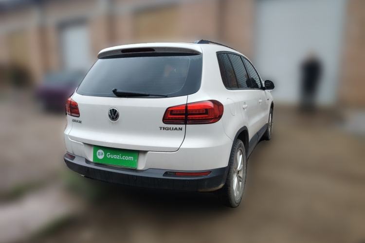 Used Volkswagen Tiguan 2016 300TSI Automatic All-Wheel Drive Fashion Vision Edition Rear Right 45 Deg