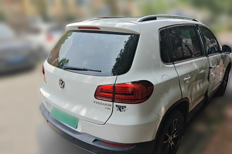 Used Volkswagen Tiguan 2016 300TSI Automatic Two-Wheel Drive Luxury Edition Rear Right 45 Deg