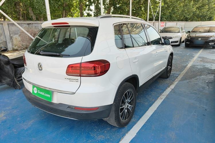 Used Volkswagen Tiguan 2016 300TSI Automatic All-Wheel Drive Luxury Edition Rear Right 45 Deg