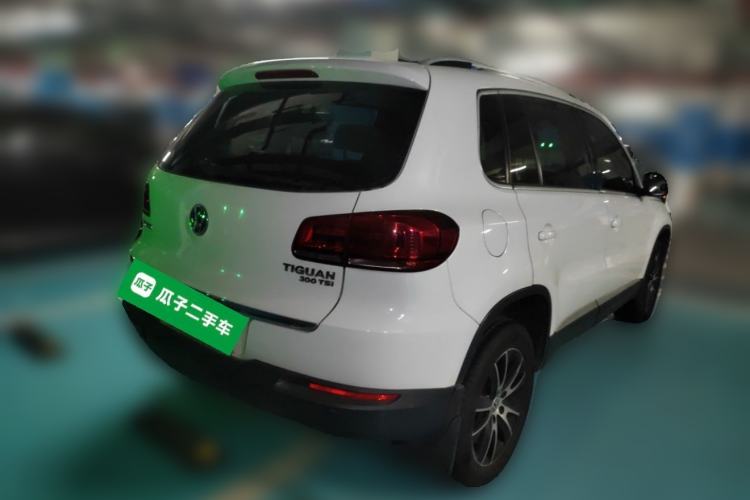 Used Volkswagen Tiguan 2016 300TSI Automatic Two-Wheel Drive Luxury Edition Rear Right 45 Deg