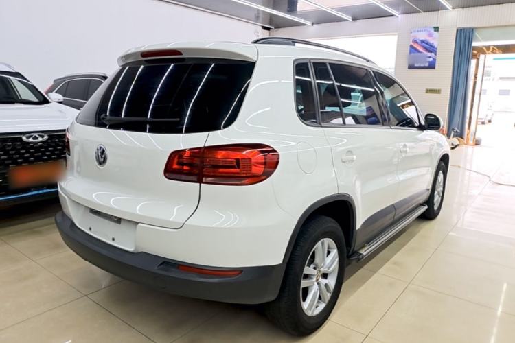 Used Volkswagen Tiguan 2016 300TSI Automatic Two-Wheel Drive Trend Edition Rear Right 45 Deg