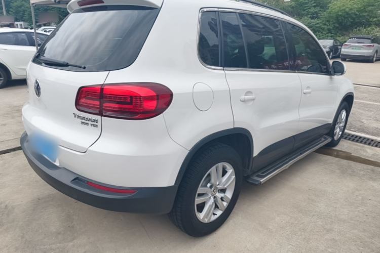 Used Volkswagen Tiguan 2016 300TSI Automatic Two-Wheel Drive Trend Edition Rear Right 45 Deg