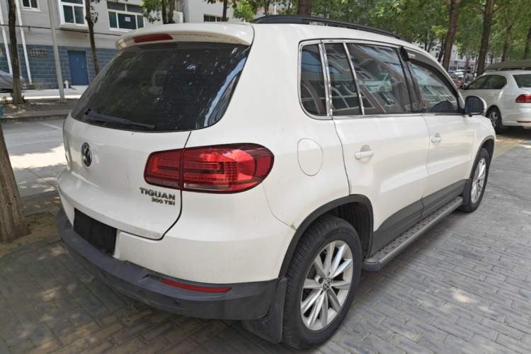 Used Volkswagen Tiguan 2016 300TSI Automatic Two-Wheel Drive Comfort Edition Rear Right 45 Deg