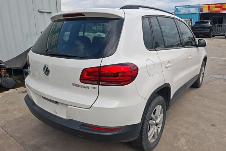 Used Volkswagen Tiguan 2016 300TSI Automatic Two-Wheel Drive Trend Edition Rear Right 45 Deg