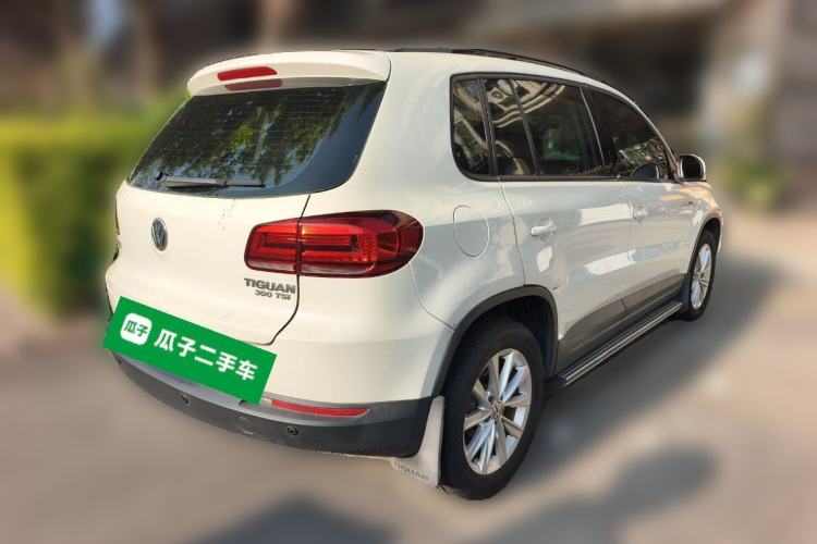 Used Volkswagen Tiguan 2016 300TSI Automatic All-Wheel Drive Fashion Vision Edition Rear Right 45 Deg