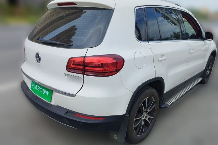 Used Volkswagen Tiguan 2016 300TSI Automatic Two-Wheel Drive Luxury Edition Rear Right 45 Deg