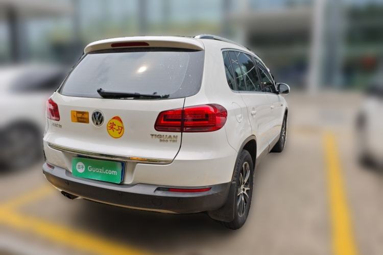 Used Volkswagen Tiguan 2016 300TSI Automatic All-Wheel Drive Luxury Edition Rear Right 45 Deg