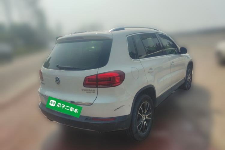 Used Volkswagen Tiguan 2016 300TSI Automatic All-Wheel Drive Fashion Vision Edition Rear Right 45 Deg