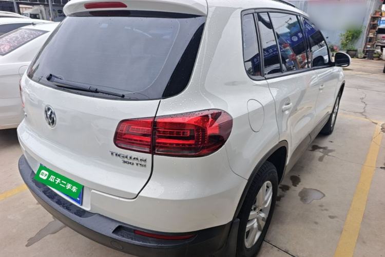 Used Volkswagen Tiguan 2016 300TSI Automatic Two-Wheel Drive Trend Edition Rear Right 45 Deg