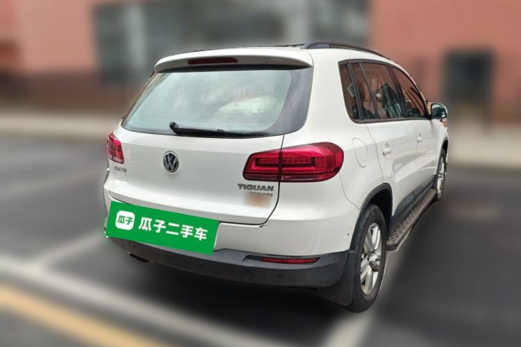 Used Volkswagen Tiguan 2016 300TSI Automatic Two-Wheel Drive Trend Edition Rear Right 45 Deg