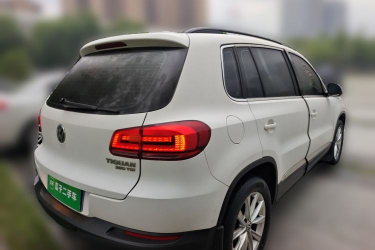 Used Volkswagen Tiguan 2016 280TSI Automatic Two-Wheel-Drive Silk Road Style Edition Rear Right 45 Deg
