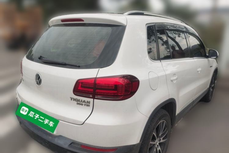 Used Volkswagen Tiguan 2016 300TSI Automatic All-Wheel Drive Luxury Edition Rear Right 45 Deg