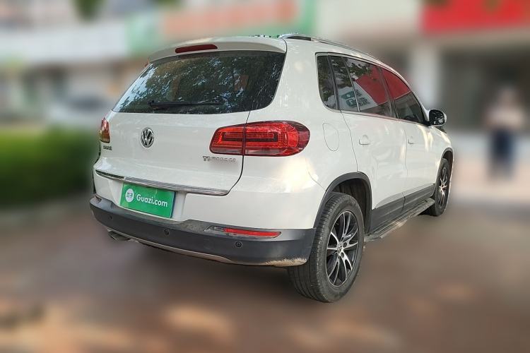 Used Volkswagen Tiguan 2016 300TSI Automatic Two-Wheel Drive Luxury Edition Rear Right 45 Deg