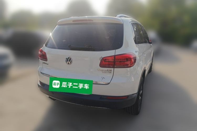Used Volkswagen Tiguan 2016 300TSI Automatic Two-Wheel Drive Luxury Edition Rear Right 45 Deg