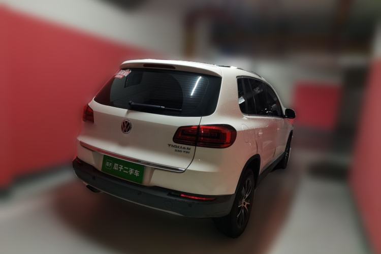 Used Volkswagen Tiguan 2016 300TSI Automatic Two-Wheel Drive Luxury Edition Rear Right 45 Deg