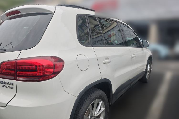 Used Volkswagen Tiguan 2016 300TSI Automatic Two-Wheel Drive Comfort Edition Rear Right 45 Deg
