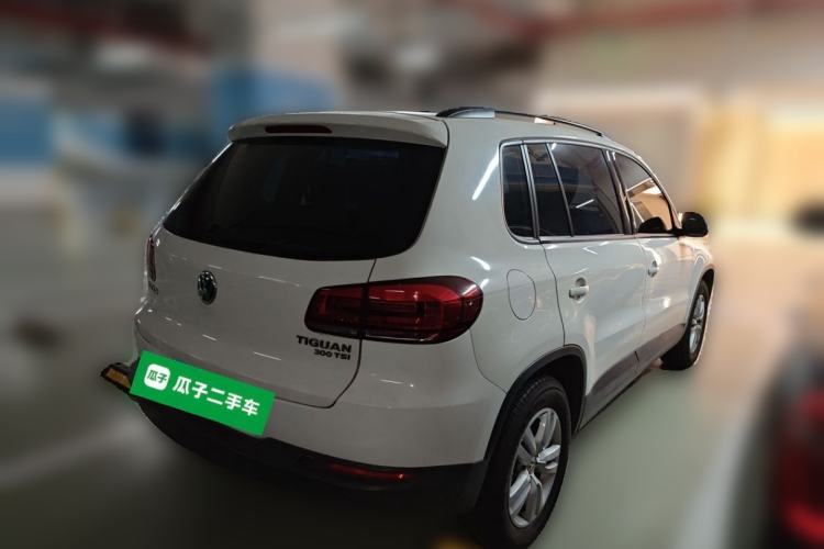 Used Volkswagen Tiguan 2016 300TSI Automatic Two-Wheel Drive Trend Edition Rear Right 45 Deg