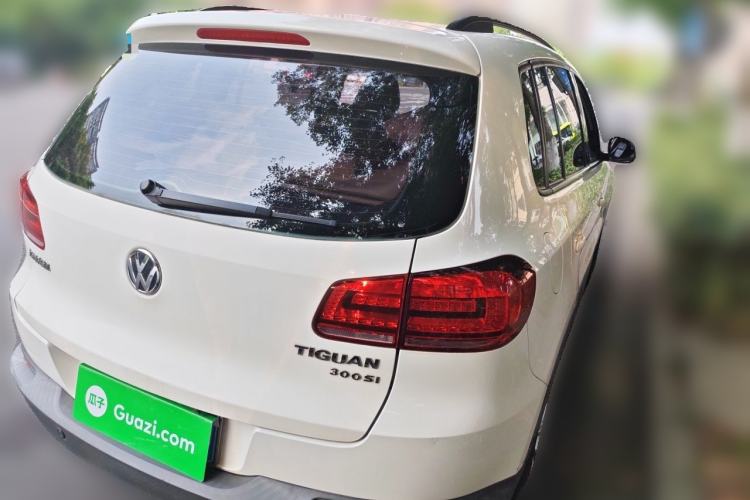 Used Volkswagen Tiguan 2016 300TSI Automatic Two-Wheel Drive Comfort Edition Rear Right 45 Deg