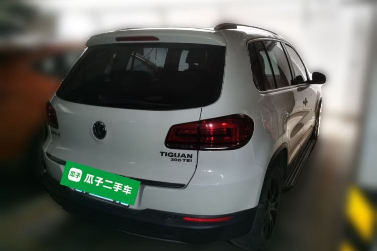 Used Volkswagen Tiguan 2016 300TSI Automatic Two-Wheel Drive Luxury Edition Rear Right 45 Deg