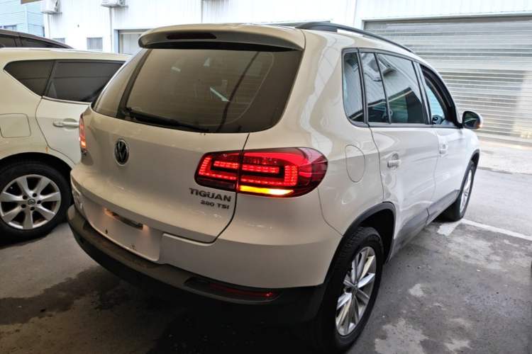 Used Volkswagen Tiguan 2016 280TSI Automatic Two-Wheel-Drive Silk Road Style Edition Rear Right 45 Deg