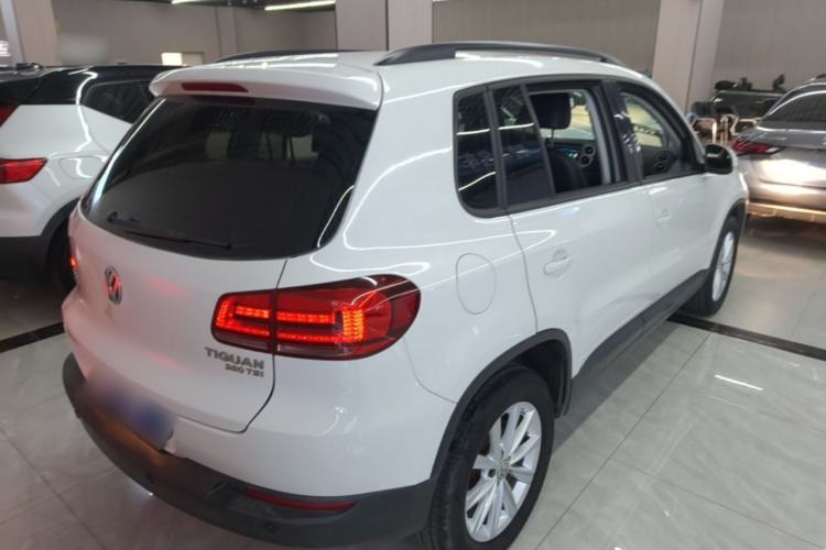 Used Volkswagen Tiguan 2016 280TSI Automatic Two-Wheel-Drive Silk Road Style Edition Rear Right 45 Deg