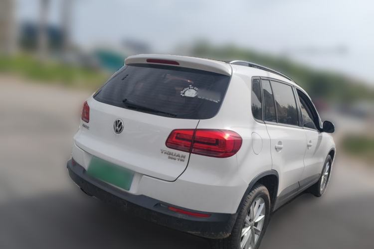 Used Volkswagen Tiguan 2016 300TSI Automatic Two-Wheel Drive Trend Edition Rear Right 45 Deg