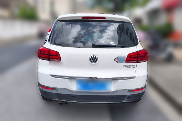 Used Volkswagen Tiguan 2016 300TSI Automatic All-Wheel Drive Luxury Edition Rear