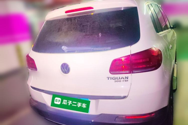Used Volkswagen Tiguan 2016 300TSI Automatic All-Wheel Drive Luxury Edition Rear