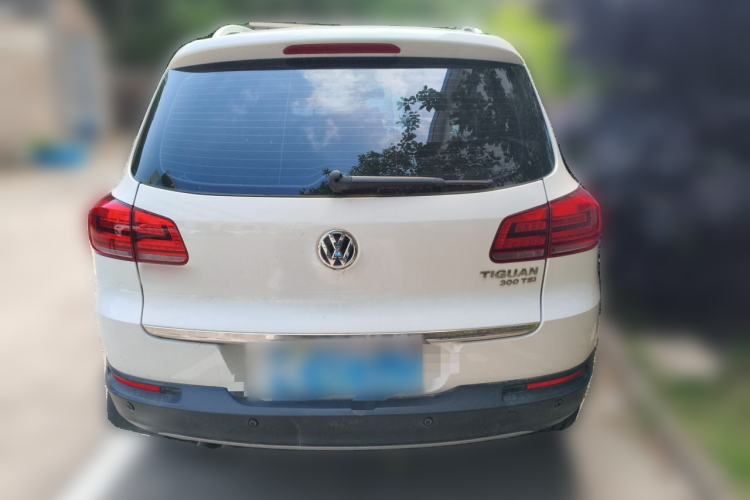Used Volkswagen Tiguan 2016 300TSI Automatic All-Wheel Drive Luxury Edition Rear