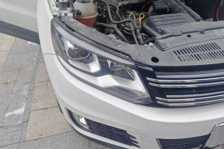 Used Volkswagen Tiguan 2016 280TSI Automatic Two-Wheel Drive Silk Road Comfort Edition Right Front Headlight