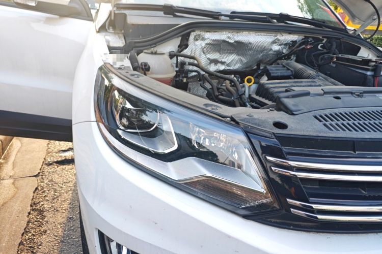 Used Volkswagen Tiguan 2016 280TSI Automatic Two-Wheel-Drive Silk Road Style Edition Right Front Headlight