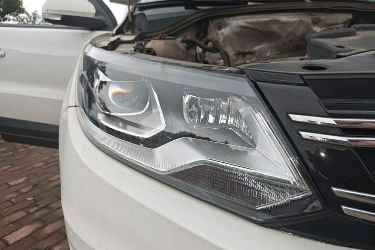 Used Volkswagen Tiguan 2016 300TSI Automatic Two-Wheel Drive Comfort Edition Right Front Headlight