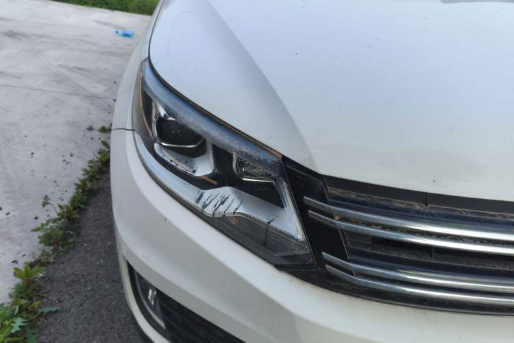 Used Volkswagen Tiguan 2016 280TSI Automatic Two-Wheel-Drive Silk Road Style Edition Right Front Headlight