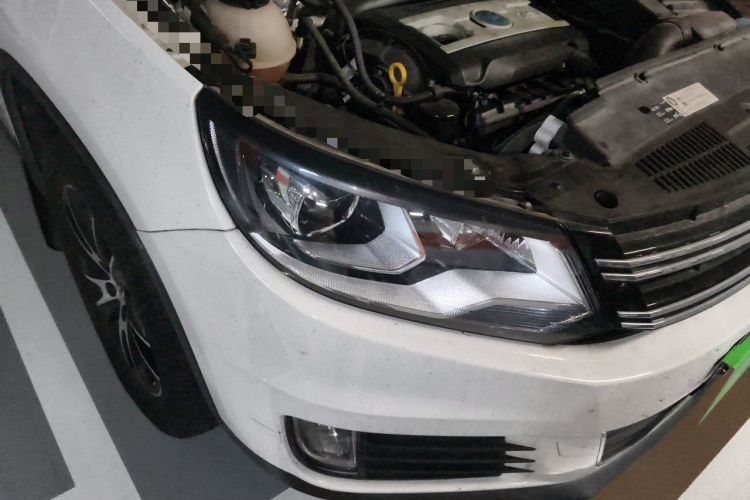 Used Volkswagen Tiguan 2016 300TSI Automatic Two-Wheel Drive Luxury Edition Right Front Headlight