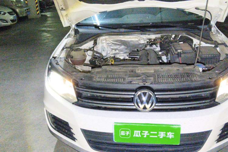 Used Volkswagen Tiguan 2016 280TSI Automatic Two-Wheel-Drive Silk Road Style Edition Right Front Headlight