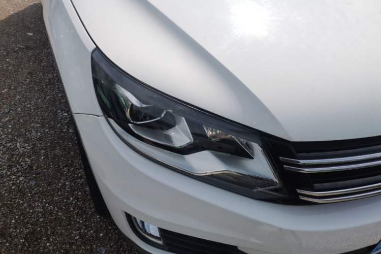 Used Volkswagen Tiguan 2016 300TSI Automatic Two-Wheel Drive Comfort Edition Right Front Headlight