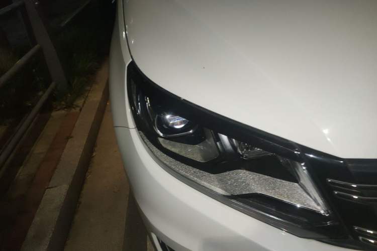 Used Volkswagen Tiguan 2016 300TSI Automatic Two-Wheel Drive Comfort Edition Right Front Headlight