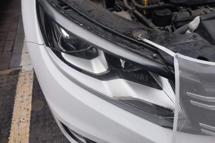 Used Volkswagen Tiguan 2016 300TSI Automatic Two-Wheel Drive Comfort Edition Right Front Headlight