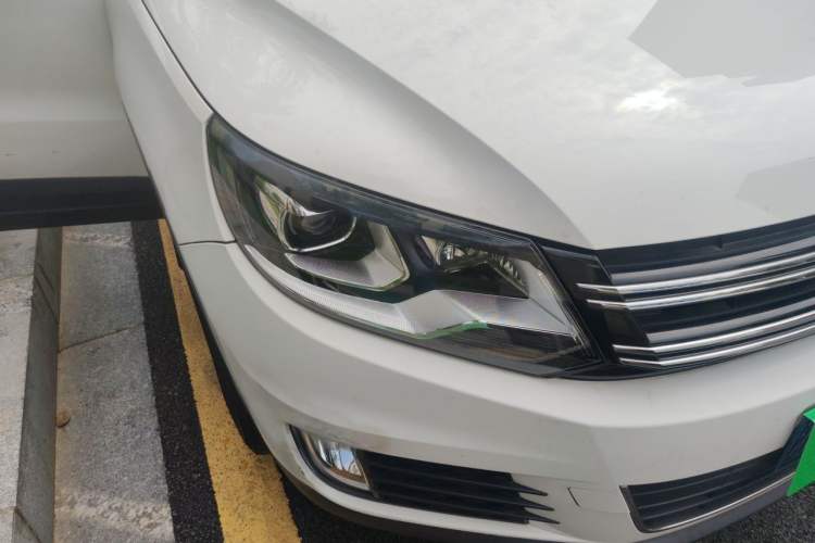 Used Volkswagen Tiguan 2016 300TSI Automatic Two-Wheel Drive Comfort Edition Right Front Headlight