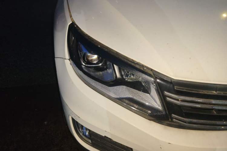 Used Volkswagen Tiguan 2016 280TSI Automatic Two-Wheel-Drive Silk Road Style Edition Right Front Headlight