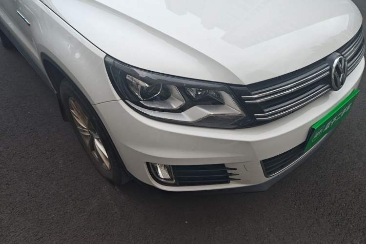 Used Volkswagen Tiguan 2016 300TSI Automatic All-Wheel Drive Fashion Vision Edition Right Front Headlight