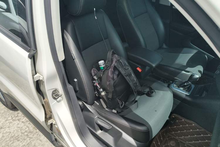 Used Volkswagen Tiguan 2016 300TSI Automatic All-Wheel Drive Fashion Vision Edition Right Front Seat