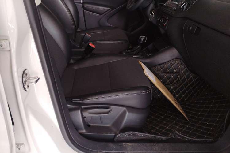Used Volkswagen Tiguan 2016 300TSI Automatic Two-Wheel Drive Trend Edition Right Front Seat