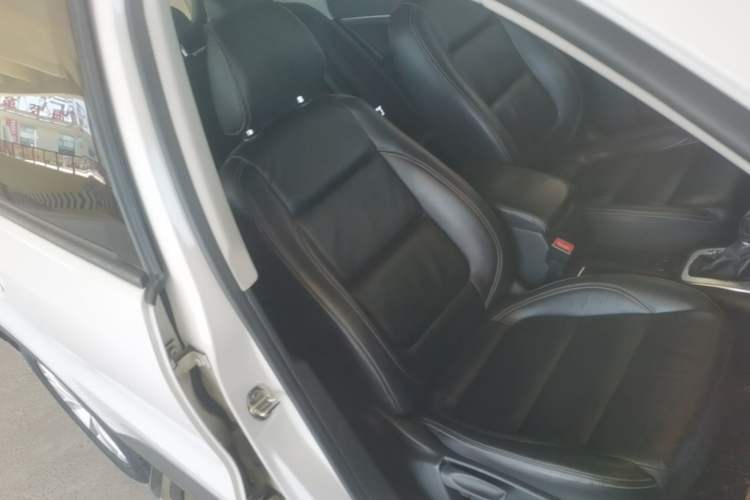 Used Volkswagen Tiguan 2016 280TSI Automatic Two-Wheel Drive Silk Road Comfort Edition Right Front Seat