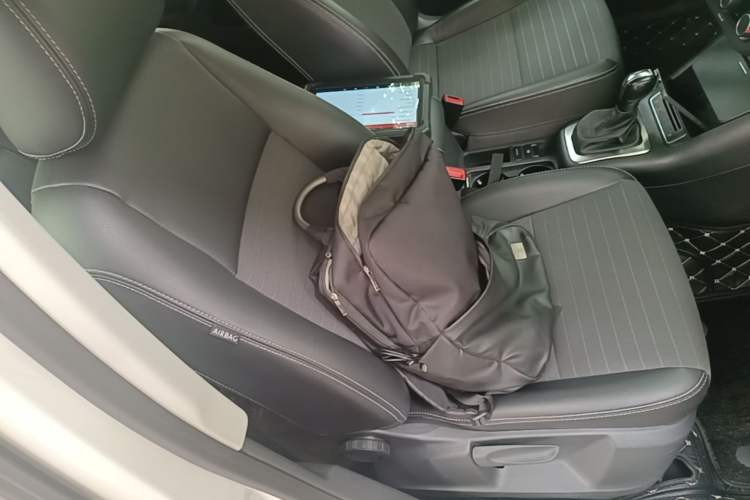 Used Volkswagen Tiguan 2016 280TSI Automatic Two-Wheel-Drive Silk Road Style Edition Right Front Seat