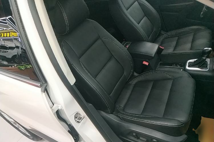 Used Volkswagen Tiguan 2016 300TSI Automatic Two-Wheel Drive Comfort Edition Right Front Seat